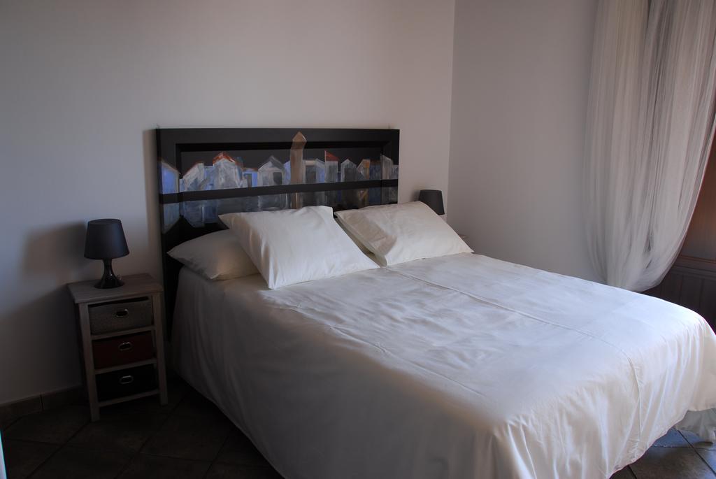 Casa Millan Apartment Puerto Moral Ngoại thất bức ảnh