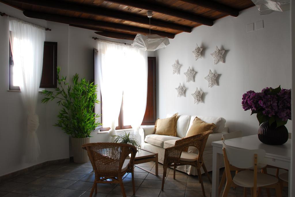 Casa Millan Apartment Puerto Moral Ngoại thất bức ảnh
